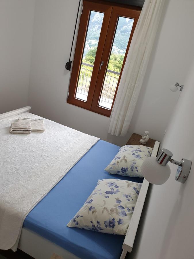 Apartment Marta 2 Kotor Bagian luar foto