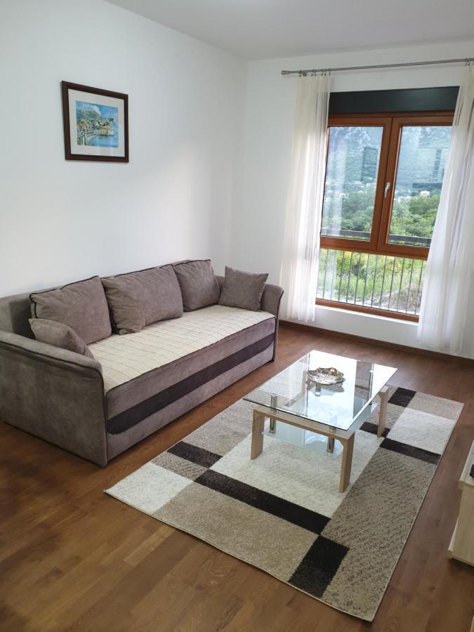 Apartment Marta 2 Kotor Bagian luar foto