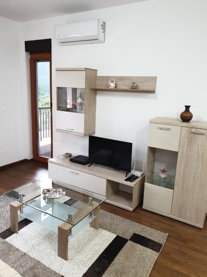 Apartment Marta 2 Kotor Bagian luar foto