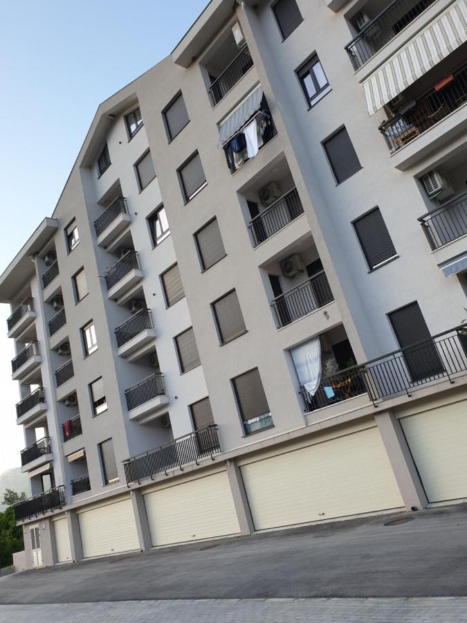 Apartment Marta 2 Kotor Bagian luar foto